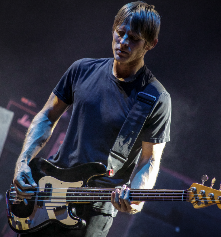 Chris Chaney rejoint AC/DC – BASSISTE MAGAZINE