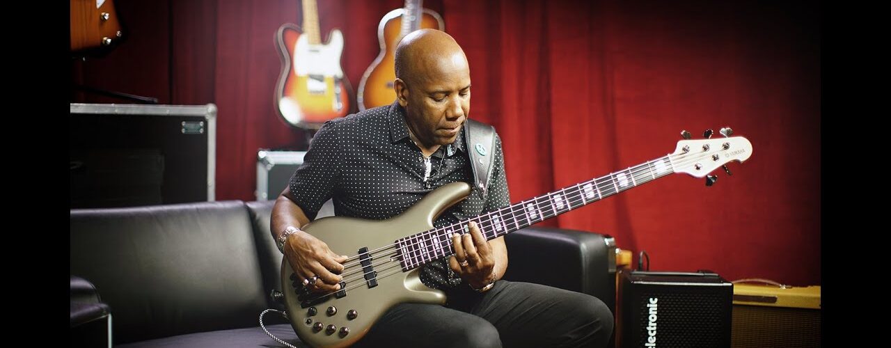 Nathan East a enregistré pour Judas Priest